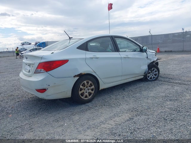 12645505 :رقم المزاد ، KMHCT4AE4DU297242 vin ، 2013 Hyundai Accent Gls/gs مزاد بيع