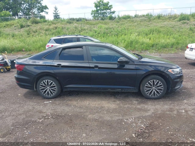 3VWE57BU8MM014325 Volkswagen Jetta Highline