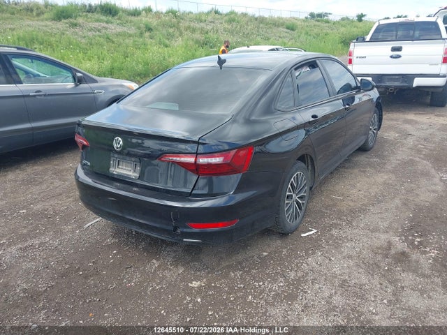 3VWE57BU8MM014325 Volkswagen Jetta Highline