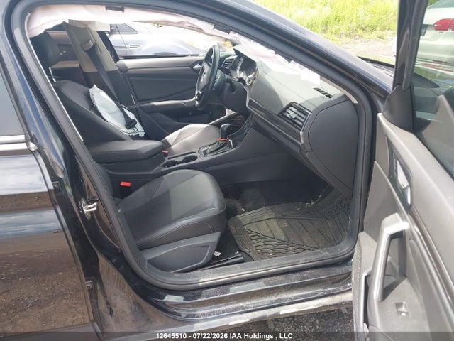 3VWE57BU8MM014325 Volkswagen Jetta Highline