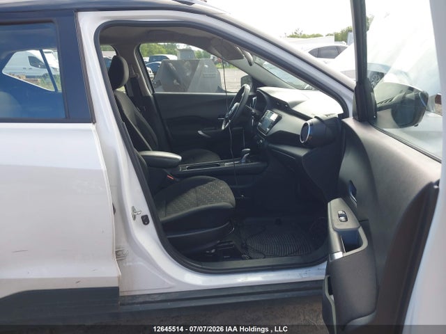 12645514 :رقم المزاد ، 3N1CP5CV5NL493247 vin ، 2022 Nissan Kicks Sv مزاد بيع