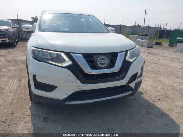 2017 Nissan Rogue S/sv მანქანა იყიდება აუქციონზე, vin: 5N1AT2MT4HC840445, აუქციონის ნომერი: 12645521