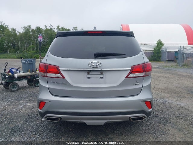 KM8SMDHF9JU275451 Hyundai Santa Fe Se