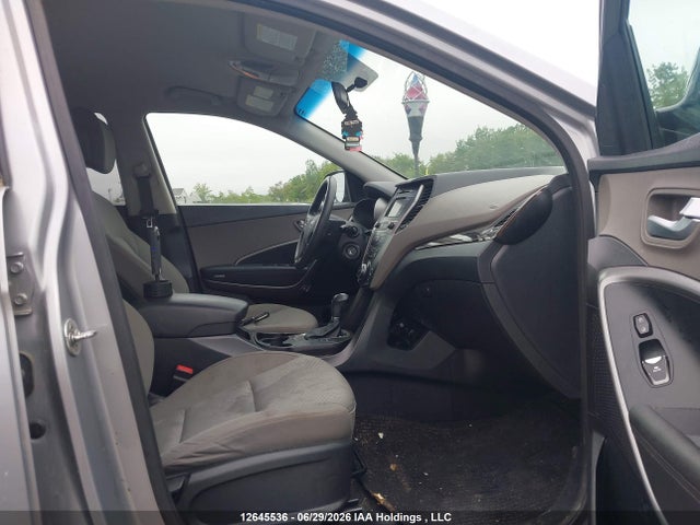 KM8SMDHF9JU275451 Hyundai Santa Fe Se