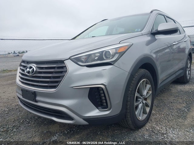 KM8SMDHF9JU275451 Hyundai Santa Fe Se