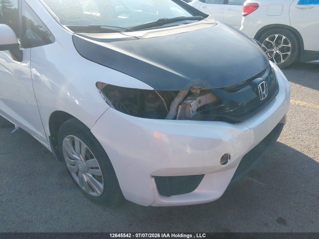 Honda Fit 2016 3HGGK5H58GM104265 Image 12