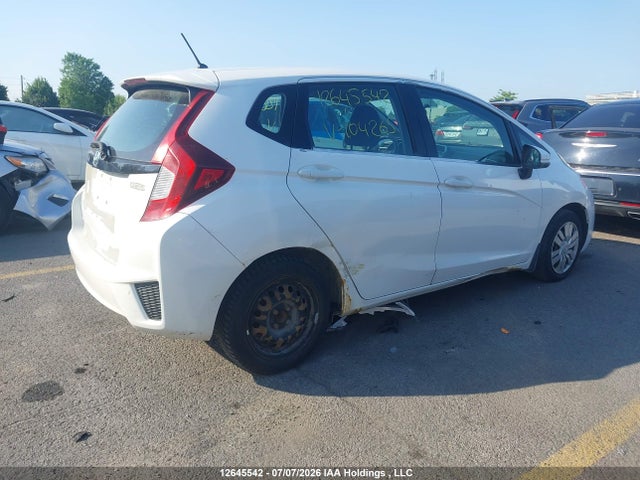 Honda Fit 2016 3HGGK5H58GM104265 Image 4