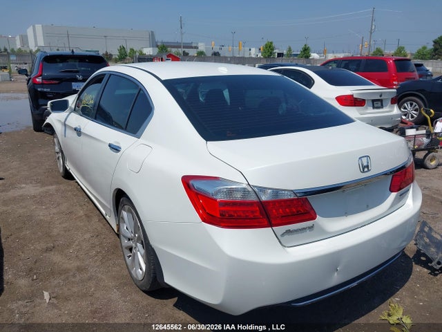 Honda Accord Touring 2014 1HGCR2F92EA804047 Image 3
