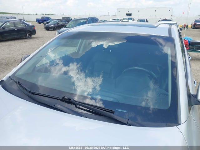 Продажа на аукционе авто 2019 Hyundai Elantra Luxury, vin: KMHD84LF3KU748816, номер лота: 12645565