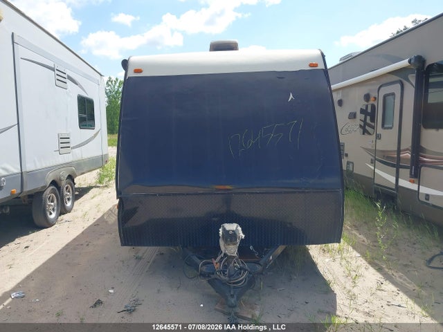 Keystone 201qb 2015 4YDT25529FJ972016 Image 12