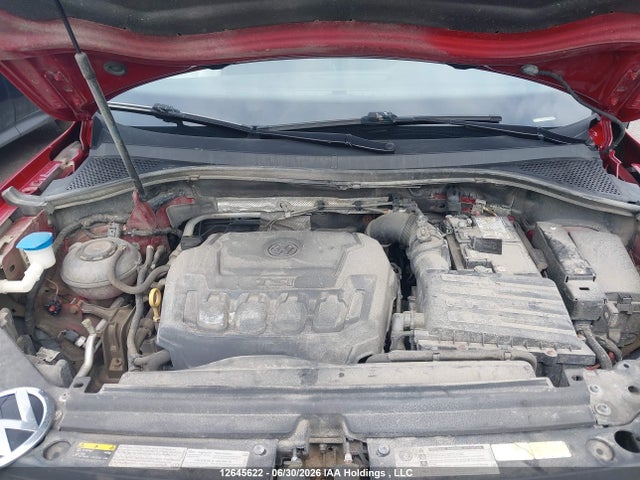 3VV0B7AX4JM077856 Volkswagen TIGUAN S