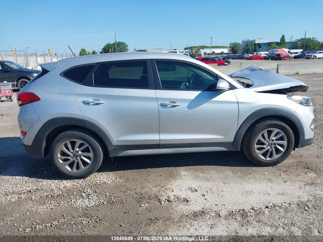 2017 Hyundai Tucson Limited/sport And Eco/se მანქანა იყიდება აუქციონზე, vin: KM8J33A46HU584791, აუქციონის ნომერი: 12645649