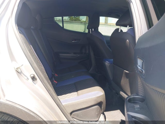JTNKHMBX2L1067406 Toyota C-hr Xle Premium