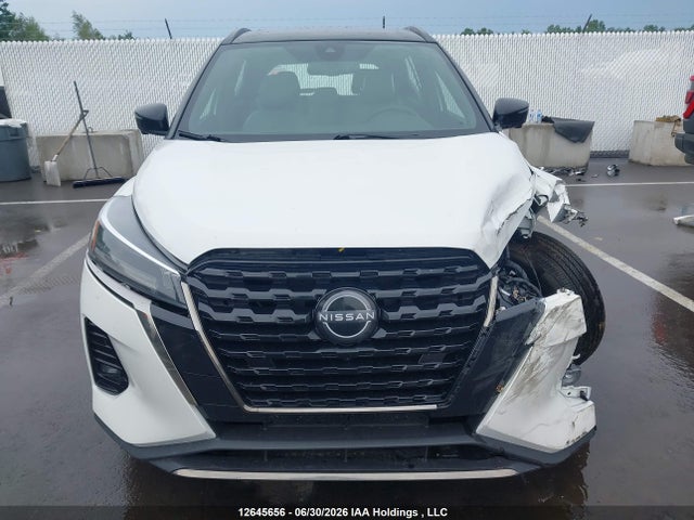 3N1CP5DV9NL523641 Nissan KICKS SR