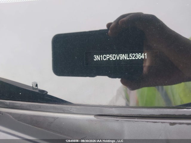 3N1CP5DV9NL523641 Nissan KICKS SR