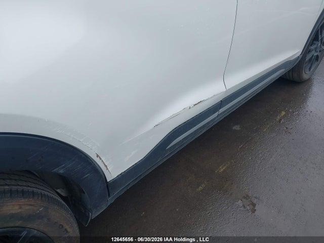 3N1CP5DV9NL523641 Nissan KICKS SR