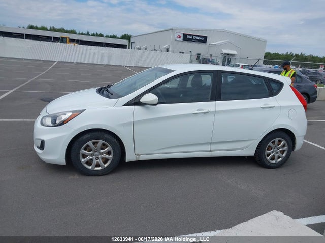 Продаж на аукціоні авто 2013 Hyundai Accent Gl, vin: KMHCT5AE7DU139273, номер лоту: 12633941