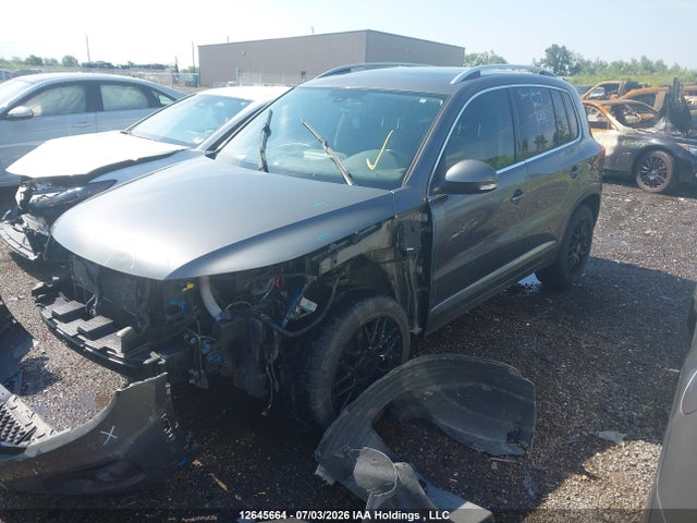 WVGJV7AX0FW534868 Volkswagen Tiguan S/se/sel/r-line