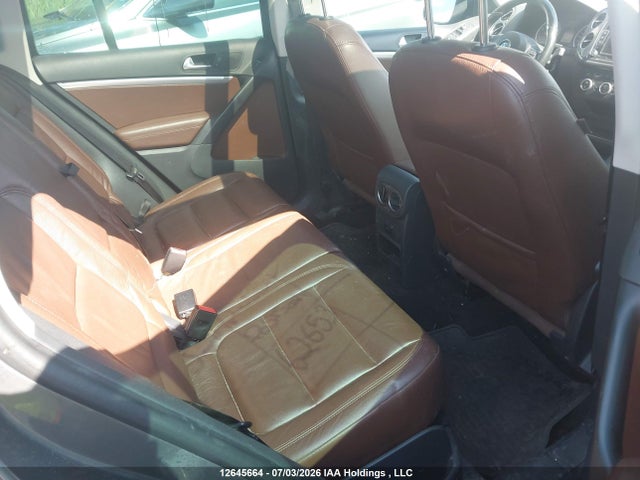 WVGJV7AX0FW534868 Volkswagen Tiguan S/se/sel/r-line