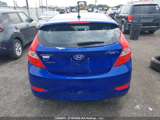 12645673 :رقم المزاد ، KMHCT5AE7DU096179 vin ، 2013 Hyundai Accent مزاد بيع