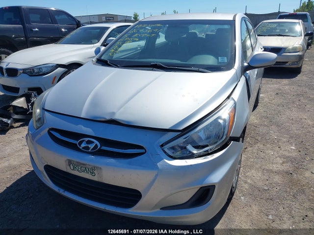 Hyundai ACCENT GLS 2015 KMHCT4AE8FU815579 Image 2