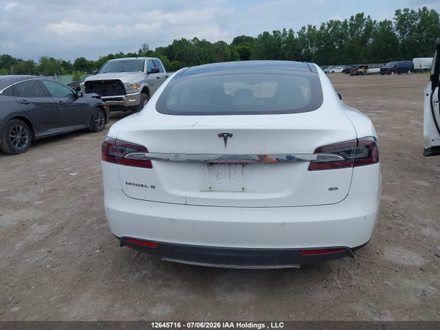 12645716 :رقم المزاد ، 5YJSA1H14EFP61180 vin ، 2014 Tesla Model S مزاد بيع