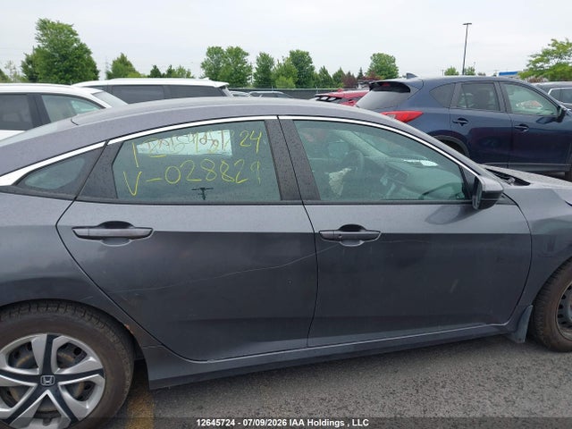 Aukcja sprzedaży 2017 Honda Civic Lx, vin: 2HGFC2F56HH028829, numer aukcji: 12645724