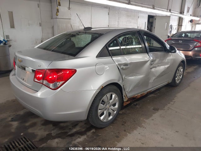 Продажа на аукционе авто 2016 Chevrolet Cruze Limited 1lt, vin: 1G1PE5SB0G7155685, номер лота: 12638396