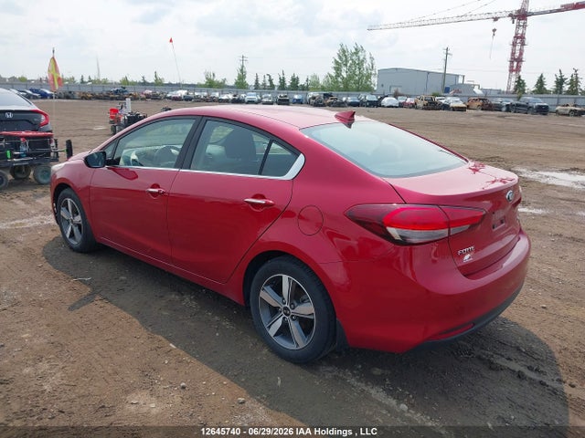 12645740 :رقم المزاد ، 3KPFL4A89JE231453 vin ، 2018 Kia Forte مزاد بيع