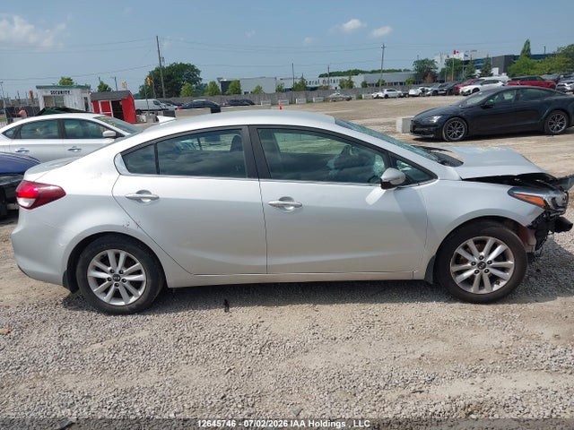 2017 Kia Forte Ex/ex Luxury/ex+ მანქანა იყიდება აუქციონზე, vin: 3KPFL4A86HE051549, აუქციონის ნომერი: 12645746