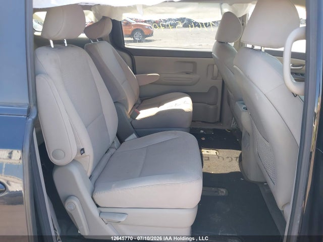 Продажа на аукционе авто 2017 Kia Sedona Lx, vin: KNDMB5C10H6257486, номер лота: 12645770