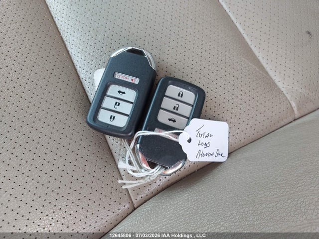 Продажа на аукционе авто 2015 Honda Accord Touring V6, vin: 1HGCR3F92FA801494, номер лота: 12645806