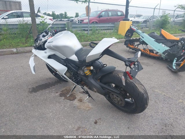 Ducati Panigale V4s 2023 ZDMDAGWW7PB004455 Image 3