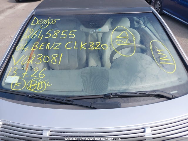 2004 Mercedes-benz Clk 320 მანქანა იყიდება აუქციონზე, vin: WDBTK65G34T023081, აუქციონის ნომერი: 12645855