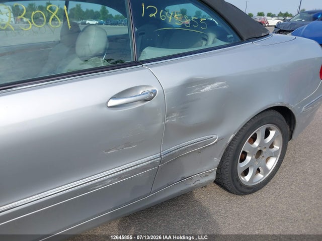 2004 Mercedes-benz Clk 320 მანქანა იყიდება აუქციონზე, vin: WDBTK65G34T023081, აუქციონის ნომერი: 12645855