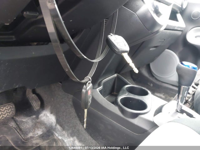 2014 Toyota Prius C მანქანა იყიდება აუქციონზე, vin: JTDKDTB3XE1565217, აუქციონის ნომერი: 12645891