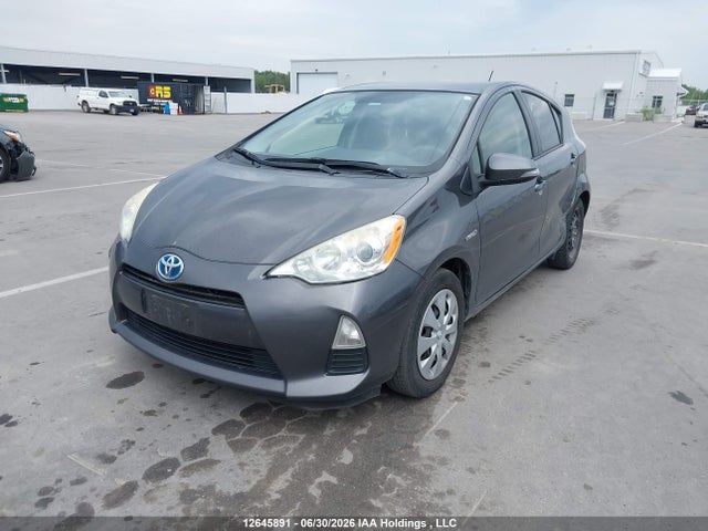 2014 Toyota Prius C მანქანა იყიდება აუქციონზე, vin: JTDKDTB3XE1565217, აუქციონის ნომერი: 12645891