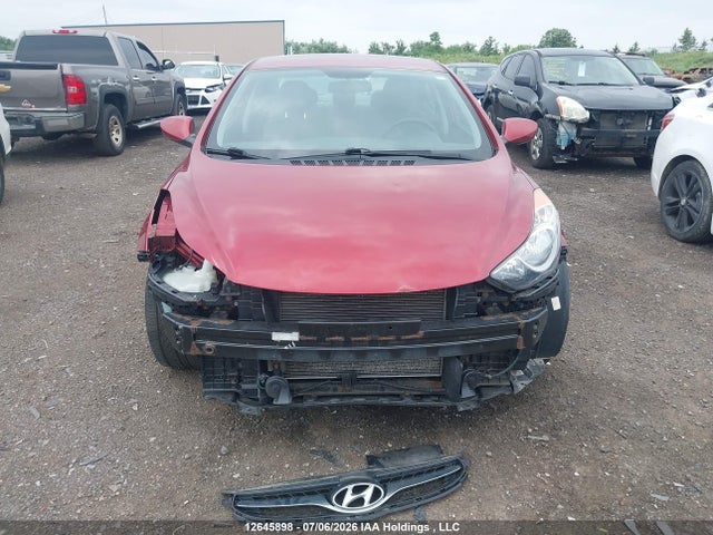 2013 Hyundai Elantra Gls/limited მანქანა იყიდება აუქციონზე, vin: 5NPDH4AE1DH425330, აუქციონის ნომერი: 12645898