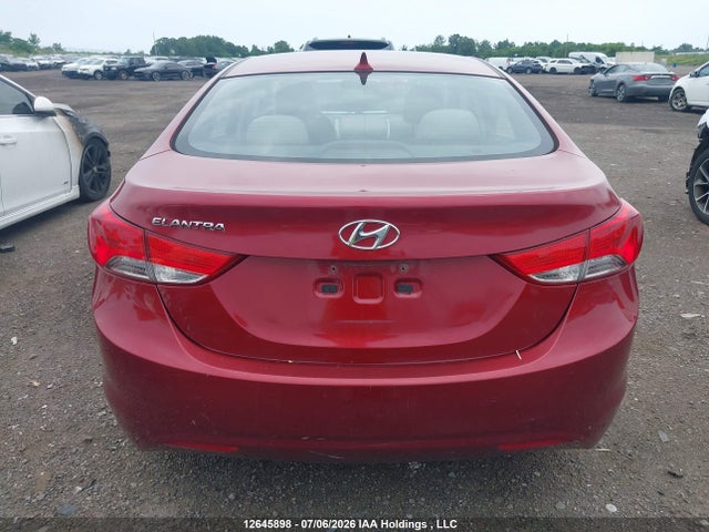 2013 Hyundai Elantra Gls/limited მანქანა იყიდება აუქციონზე, vin: 5NPDH4AE1DH425330, აუქციონის ნომერი: 12645898