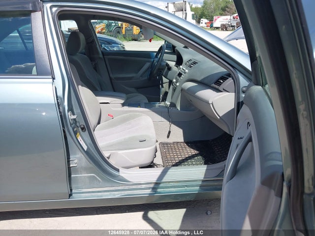Продаж на аукціоні авто 2011 Toyota Camry Hybrid, vin: 4T1BB3EK6BU135781, номер лоту: 12645928