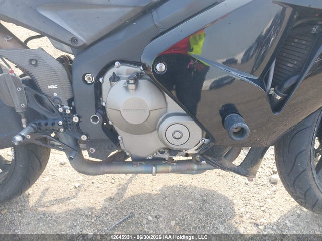 2005 Honda Cbr600 Rr მანქანა იყიდება აუქციონზე, vin: JH2PC37275M201044, აუქციონის ნომერი: 12645931