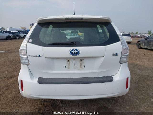 Продажа на аукционе авто 2014 Toyota Prius V, vin: JTDZN3EUXE3361716, номер лота: 12645943