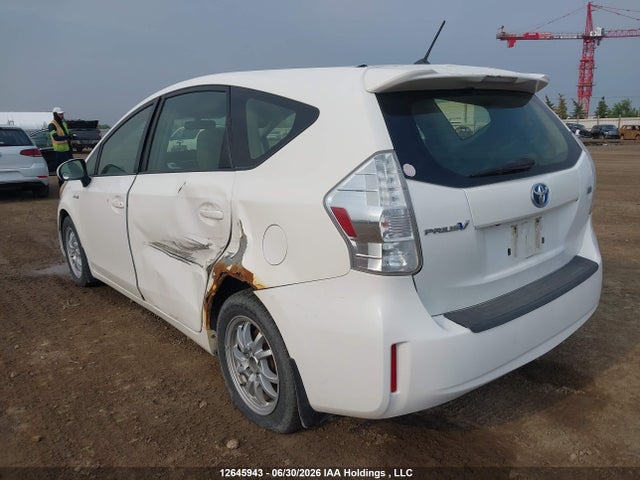 Продажа на аукционе авто 2014 Toyota Prius V, vin: JTDZN3EUXE3361716, номер лота: 12645943