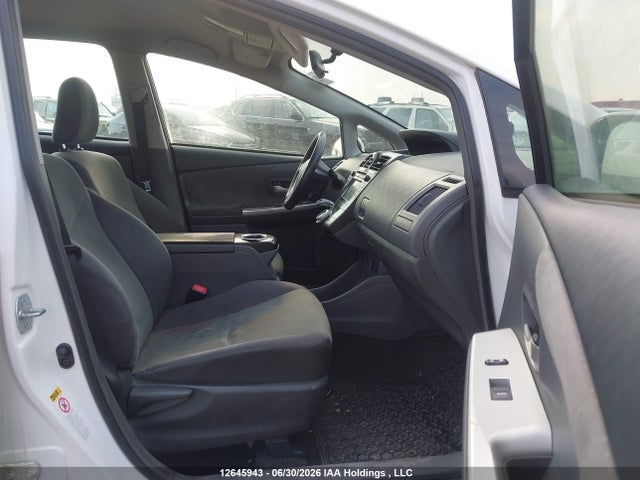Продажа на аукционе авто 2014 Toyota Prius V, vin: JTDZN3EUXE3361716, номер лота: 12645943