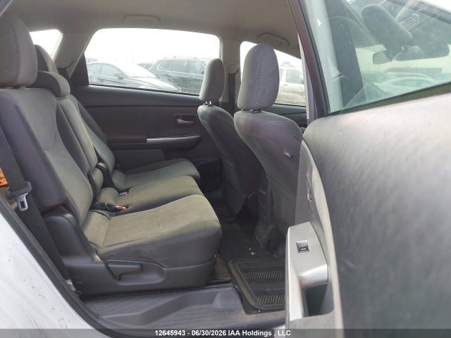 Продажа на аукционе авто 2014 Toyota Prius V, vin: JTDZN3EUXE3361716, номер лота: 12645943