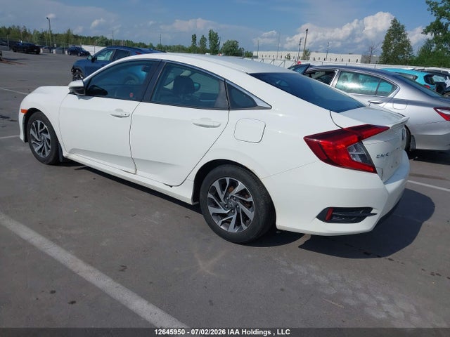 Honda CIVIC SE 2018 2HGFC2F67JH024481 Image 3