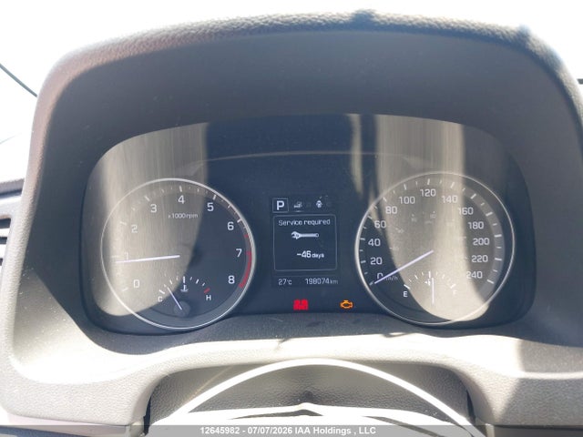 12645982 :رقم المزاد ، KMHD84LF2HU185685 vin ، 2017 Hyundai Elantra مزاد بيع