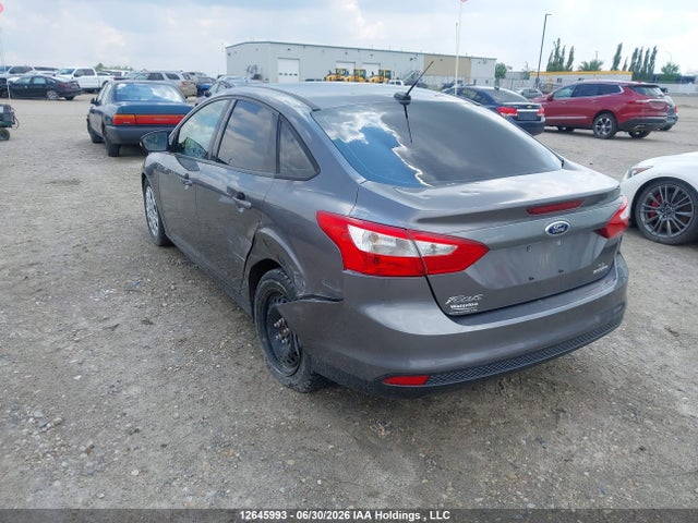 Ford FOCUS SE 2014 1FADP3F20EL394764 Image 3