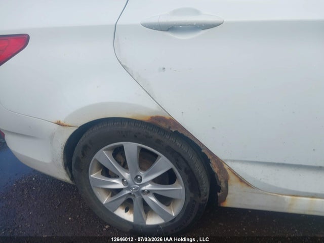 12646012 :رقم المزاد ، KMHCU4AE5CU078432 vin ، 2012 Hyundai Accent Gls مزاد بيع