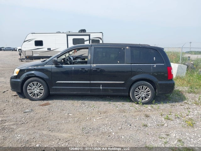 2C4RC1CG0FR707952 Chrysler Town &amp; Country Touring L